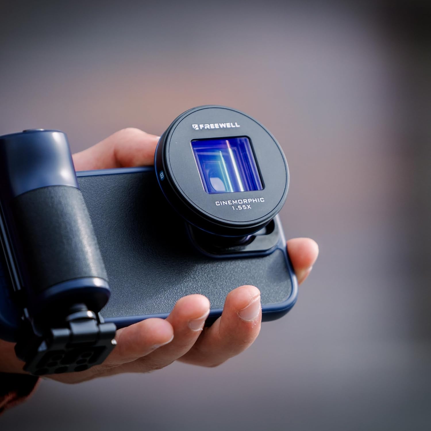 Freewell 1.55x Blue Anamorphic Lens For Freewell Sherpa iPhone/Galaxy Cases