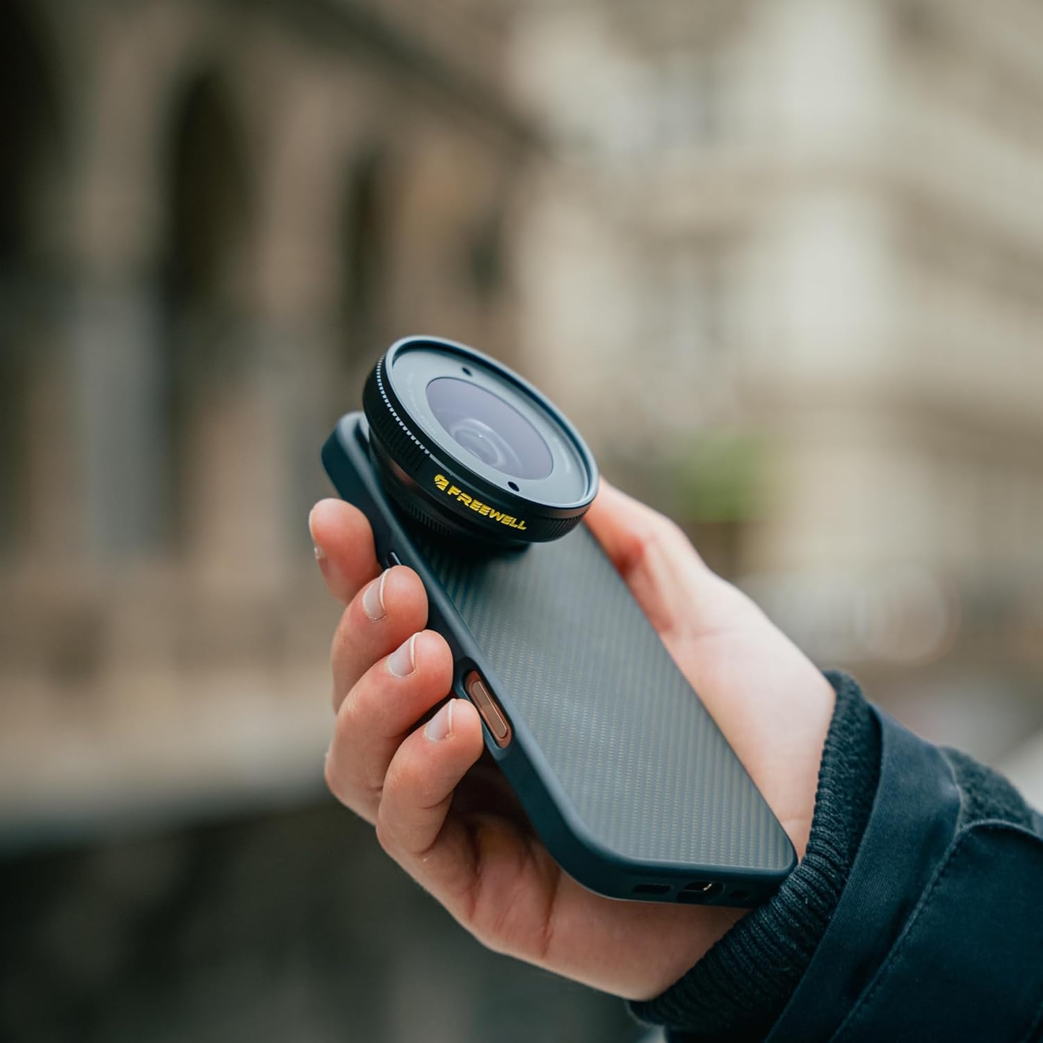 Freewell 18mm Wide Angle Lens for iPhone & Samsung 17mm Threaded Lens for Capturing Wider Scenes 